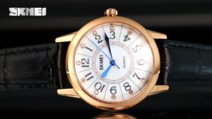 Jam Tangan Wanita Modis Ultra Tipis Berkualitas Tinggi Mewah Anti Air Strap Tali Kulit Bisnis Kasual