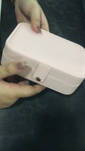 LALAHOME กล่องใส่เครื่องประดับ หนังเทียม ทรงสี่เหลี่ยมผืนผ้า หรูหรา พรีเมี่ยม คุณภาพสูง Jewelry Box PU Rectangle Shape