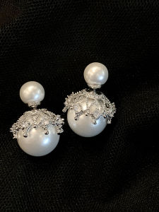 Elegant French Dual-Face Pearl Stud Earrings Diamond Embedded Simple Gentle Personality Light Luxury Small Fragrance Style Women's Jewelry