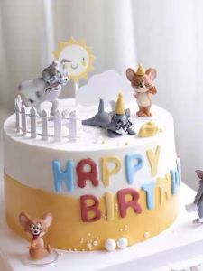 Tom And Jerry Cat And Mouse Creative Model Props Cartoon Comic Internet Famous Real Shot Birthday Cake Decoration Props
