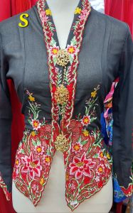 Kebaya Sulam Nyonya Embroidery Traditional Hand Made(S)