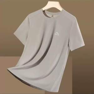 เสื้อยืด เสื้อยืด Q ทรงเรียบหรู เย็นสบาย ดูดความชื้นและเหงื่อได้ดี