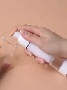 Superfactory Travel Vacuum Dispenser Refillable Liquid Spray bottle Pump Bottle Perfume Atomizer