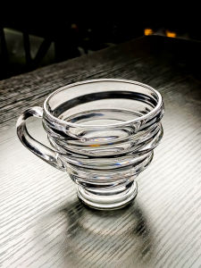 2025 New Crystal Glass Cup with Handle High Aesthetic Value Elegant Tea Cup Luxury Sensation Home Use Heat Resistant Cylinder Shape