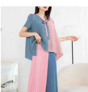 Nova quality⭐One person one pleat ⭐ New color contrast loose large size Miyake pleat suit summer fashion lace-up gentle short sleeve T-shirt hundred + elastic waist pleat wide leg pants womens two-piece set