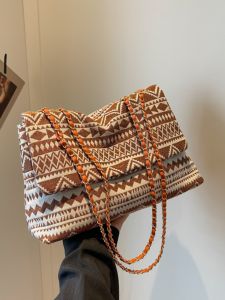 กระเป๋าผ้าแคนวาสทรงสะพายข้างแบบลำลองสำหรับฤดูร้อนปี 2025 กระเป๋าสะพายไหล่ขนาดใหญ่แบบเรียบง่ายสำหรับผู้หญิง