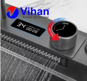 Chậu rửa chén hiển thị nhiệt độ phủ nano chống trầy size 75x46cm kèm vòi nóng lạnh dây rút tặng kèm phụ kiện đầy đủ lắp
