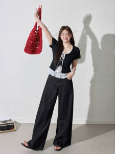 JULULOOK | Áo Thun Tay Ngắn Đen Viền Ren Dành Cho Người Mập