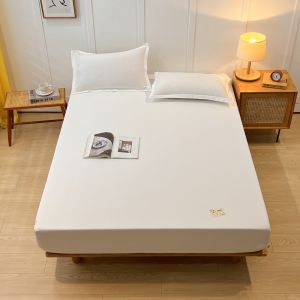 100% Cotton Mattress Cover Modern Washable Plain Bed Covers Breathable Quilted King Mattress Protector with Elastic Band 2024