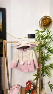 Áo khoác cho bé gái vải dạ 2-8 tuổi hình tai thỏ đính hoa dáng dài điệu đà thời trang