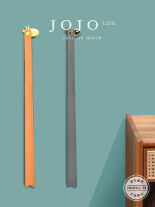 High-End Magnetic Absorption Giraffe Shoe Horn Long Handle Wheel Hook Household Daily Use Premium Quality Plastic Shoe Tool