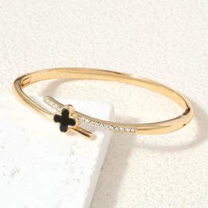 ReadyStock🔥Women Titanium Steel Bangle 18K Gold Bracelet Jewelry Gelang Tangan Perempuan Emas T0610