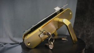 Kunci Pintu  BESAR Gagang Kotak Lengkung GOLD Silinder Kumplit Set 25 cm
