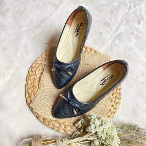 Flat Shoes Clarine Wanita Non Slip Sol