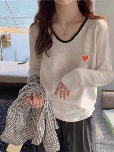 เสื้อยืดคอกลมแขนยาวผ้าฝ้ายทรงหลวมสำหรับผู้หญิง ทรงเข้ารูป แฟชั่นฤดูใบไม้ร่วง 2025 เสื้อเชิ้ตทรงเข้ารูปสำหรับผู้หญิงไซส์ใหญ่