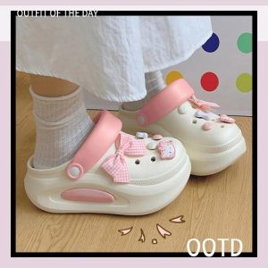 LKfashion งานคอลเล็คชั่นใหม่ รองเท้าหัวโตผู้หญิงรัดส้น งานเสริมแฟชั่น น้ำหนักเบา ใส่สบายนไม่หนักเท้า พร้อมส่งให้เลือกสีสวยๆด้วยกัน 4 สี รุ่นนี้มาพร้อมตัวติด บอกเลยงานดีราคาน่ารัก ต้องห้ามพลาด