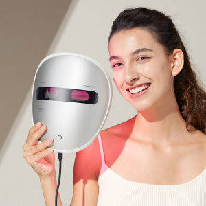 AMIRO L2 PRO Spectra 5-in-1 LED Light Therapy Facial Mask Silver