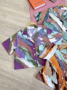 P22353 Set 2 ชิ้น พิมพ์ลาย เสื้อเชิ้ตครอปแขนสั้น + กางเกงขายาว