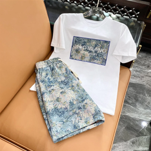 Summer Mens New Lightweight Luxury Fashion Sports Casual Set Heavy Embroidery Process Short Sleeve Shorts Two-Piece Set