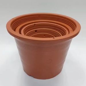 กระถางต้นไม้พลาสติก สีอิฐ ขนาด 6นิ้ว และ 8นิ้ว (แพ็ค 10ใบ)