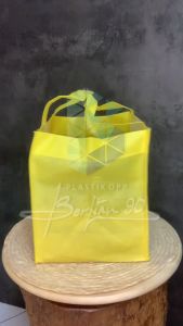 (12 pcs) Goodie Bag Souvenir Ulang Tahun Anak . Goodie Bag Box Happy Birthday 26x22x20