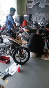 NT10 RACING+ 10w30 1.1 Liter Semi Synthetic Motorcycle Engine Oil Honda rs150r v1 v2 rsx minyak hitam enjin motosikal 4t motor