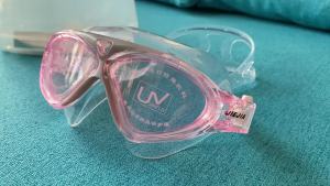 323LYSEACIA แว่นตาว่ายน้ำกันน้ำกันฝ้าสำหรับผู้หญิงและผู้ชาย ป้องกันรังสี UV ความโปร่งใสสูง แว่นตานิรภัยแบบยูนิเซ็กซ์ สำหรับว่ายน้ำ โต้คลื่น ดำน้ำ แว่นตากีฬากลางแจ้ง กันฝุ่น ป้องกันการติดเชื้อจากหยด