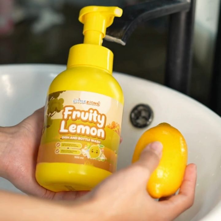 Fruity Lemon Dish & Bottle Wash 1 Bottle/ 500ML - Multipurpose Dishwashing Liquid, Natural Disinfectant, Hypoallergenic, Mild formulation, Easy to rinse. With Lemon extract, Lemon essential oil and Aloe Vera extract. (The Little Zions)
