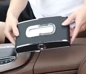 Hộp Đựng Khăn Giấy Trên ô Tô Có Đồng Hồ Và Bảng Số điện Thoại Cao Cấp (Kèm Video thực tế)