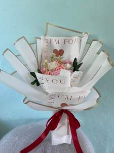 ของขวัญให้แฟน ช่อดอกกุหลาบขนาดใหญ่พิเศษของขวัญวันวาเลนไทน์วันเกิดวันรับปริญญาวันปัจฉิมนิเทศ ช่อดอกไม้