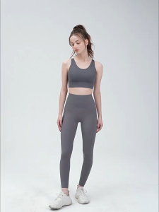 Seamless composite one-piece sports bra for women big chest small beauty back fixed breathing cup yoga bra summer