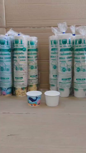 (ชุดละ 5 แพค) ถ้วยไอศครีม ถ้วยไอติม กระดาษ 260 cc. ปาก 90 mm. ขาวล้วน - คละลาย แพคละ 50 ใบ ตราเพชร