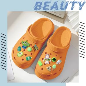 LHMoonlight รองเท้าแตะแฟชั่นหัวโต ใส่สบาย ตัวติดการ์ตูนสุดดำขาว ลูกเรียบๆ ราคาถูกมาก ลดล้างสต๊อก นิวส์ รองเท้าแตะแฟชั่นหัวโต สวม ฮิตมาก ไม่ซื้อไม่ได้ ค้าา ใส่ภาพลูก น้ำเงิน คุณภาพไม่ผ่าตัด สุขสันต์ปฏิบัติ