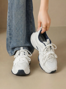 Agsdon | Elevating Lightweight Sneakers
