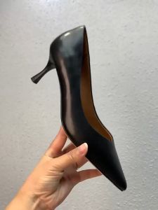 A hair generation top layer cowhide sheepskin low heeled shoes for womens summer commuting shoes childrens single shoes thick heeled genuine leather shoes for women