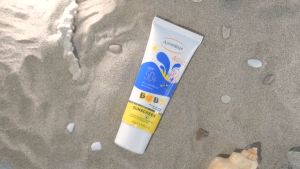 [READY] Sunscreen Kids SPF50+ PA+++ 【100% original】 Sunscreen anak Krim Wajah Bayi Krim Pelindung Terik Matahari Pemutih Badan Wajah Bayi Anti Penuaan 45Ml 100% Asli