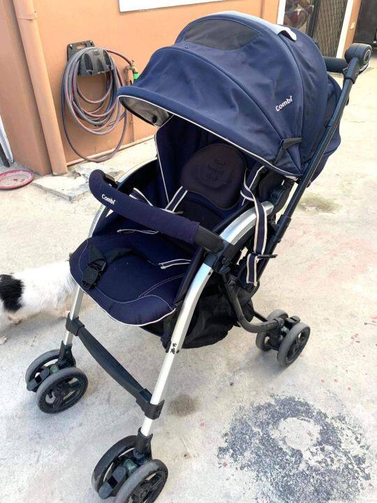 How to close combi hot sale stroller