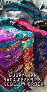 Sajadah Beludru Putih: Peralatan Shalat Berkualitas