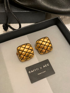 CAFFTI | Vintage Clip-on Earrings without Piercing