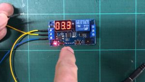 วงจรหน่วงเวลาปิด แบบดิจิตอล 0-999 วินาที รับสัญญาณทริก 5-12V