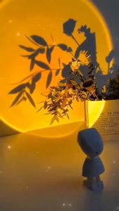 Toko Halo LAMPU LED PROYEKTOR SUNSET CHARGER USB 500ma/ LAMPU FILL PROYEKTOR / LAMPU LED MOTIF MATAHARI / LAMPU SUNSET PROTABLE BATERIA 500MAH / LAMPU SUNSET EFEK MATAHARI PROYEKTOR AESTHETIC SOROT STUDIO