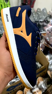 Sepatu Casual & Olahraga Pria & Wanita: Sepatu Lari & Sneakers