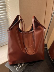 Fashionable Large Capacity Commuter Tote Bag Womens Spring 2025 New Style Versatile Quality Single Shoulder Bag Handbag