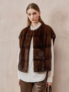 Lolo Fur MKA6413 Mink round Neck Looseness Sensation Multi-color Vest Fashionable Casual Style for Young And Middle-aged Women