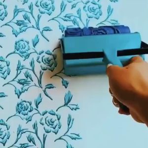 【Fast and Reliable Shipping】 Printing Wall Roller Brush 7 inch Embossing Flower Pattern Paint Roller Wall Painting Brush Sleeve with Handle Wall Decor Tools