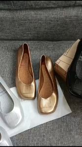 Mels Ruby + Marcjacob flat shoes wanita