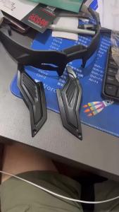 2025MT รูระบายอากาศของหมวกกันน็อค MT เหล็กไน 2 ชิ้นส่วนอะไหล่สำหรับอุปกรณ์เสริมรูระบายอากาศปีกท้ายหมวกกันน็อค อุปกรณ์เสริมดั้งเดิม