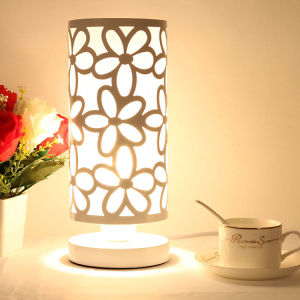 Đèn Bàn Ngủ Nhỏ Thiết Kế Hiện Đại Tối Giản Bảo Vệ Mắt Sáng Tạo Lãng Mạn Lãng Mạn Dễ Thương Kết Hôn Lễ Hội Có Thể Điều Chỉnh Độ Sáng Đèn Bàn Ngủ