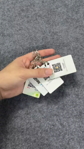 Móc Khóa In mã QR code tài khoản ngân hàng in hình theo yêu cầu chống nước