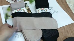 【LOCAL SHIP】1Pair Sarung Kaki Muslimah Stokin Muslimah Women Nice Sock Skin Sock Anti-Slip And Massage Function Sock